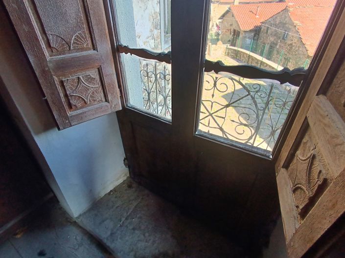 Image No.21-4 Bed House for sale