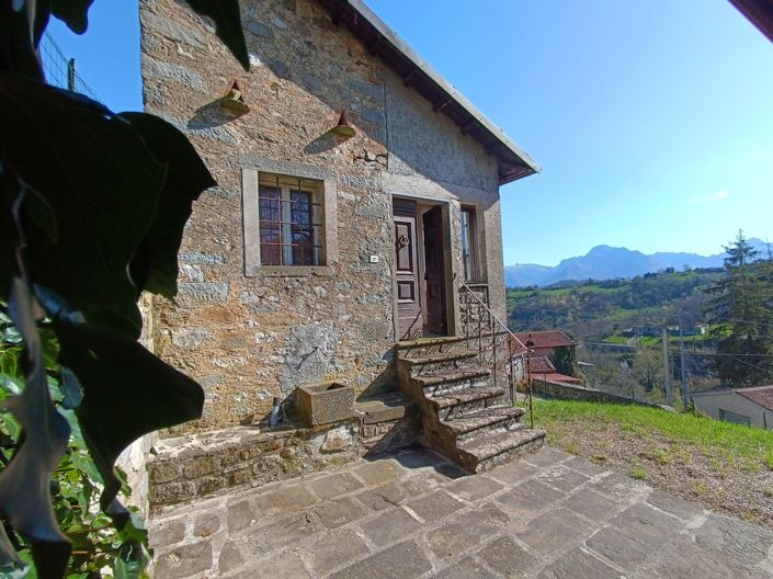 Image No.5-4 Bed House for sale