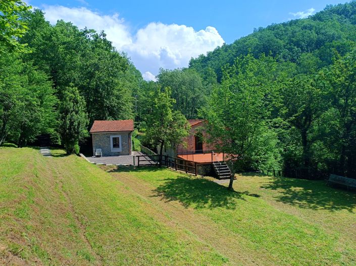 Image No.13-Maison de campagne de 6 chambres à vendre à Villafranca in Lunigiana