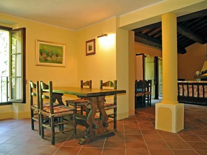 Image No.24-Maison de campagne de 6 chambres à vendre à Villafranca in Lunigiana