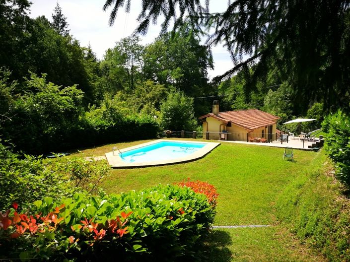 Image No.8-Maison de campagne de 6 chambres à vendre à Villafranca in Lunigiana