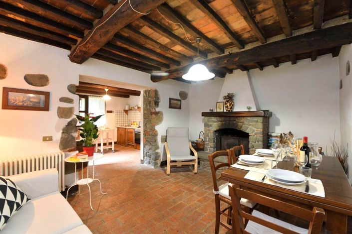 Image No.20-Maison de campagne de 5 chambres à vendre à Coreglia Antelminelli