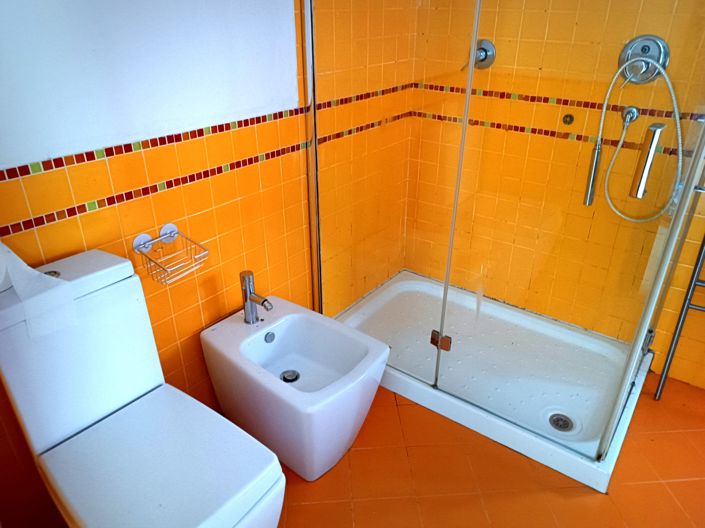 Image No.15-2 Bed House for sale