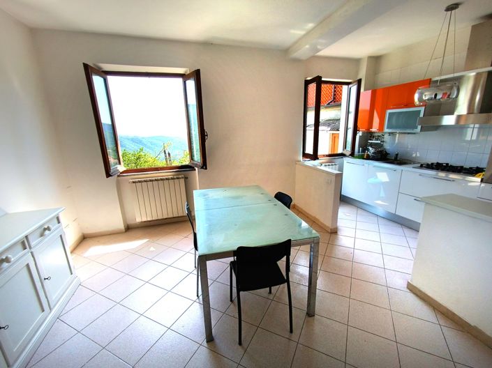 Image No.8-2 Bed House for sale