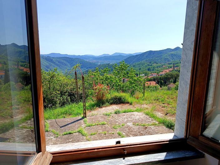 Image No.9-2 Bed House for sale