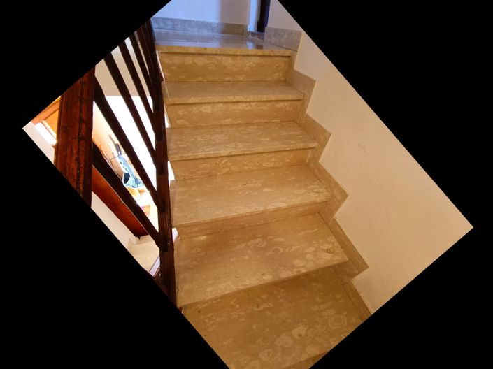 Image No.30-6 Bed House for sale