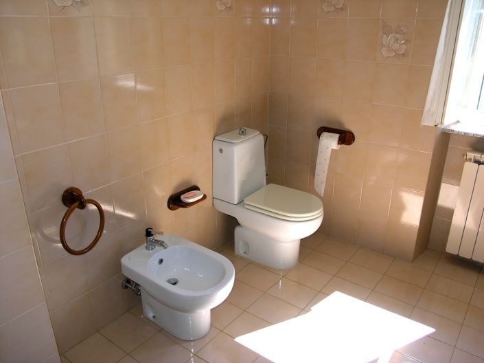 Image No.16-3 Bed House for sale