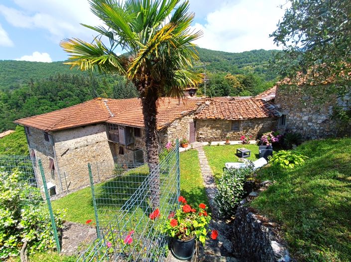 Image No.1-7 Bed Country House for sale