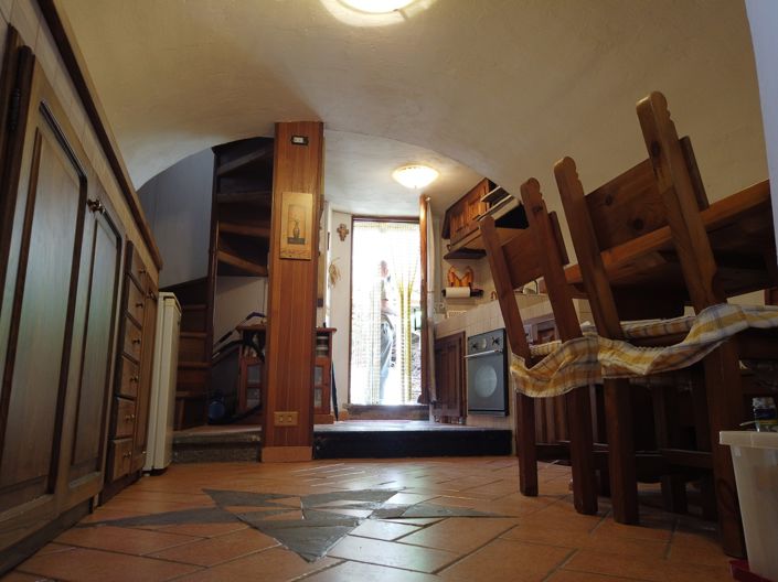 Image No.11-1 Bed House for sale