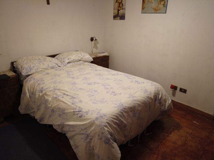 Image No.17-1 Bed House for sale