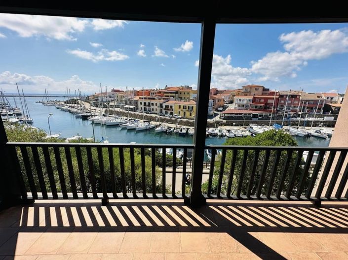 Image No.3-3 Bed Apartment for sale