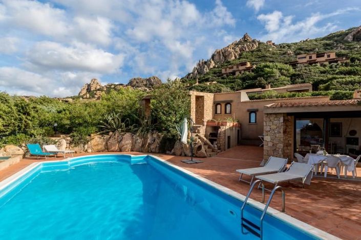 Image No.3-4 Bed House for sale