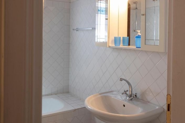 Image No.21-3 Bed House for sale