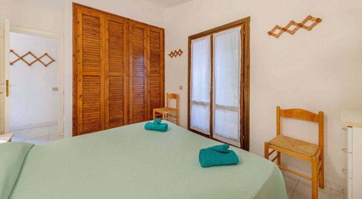 Image No.16-2 Bed House for sale