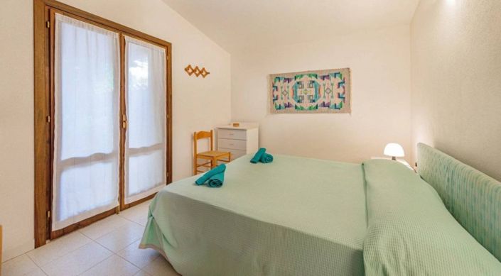 Image No.17-2 Bed House for sale