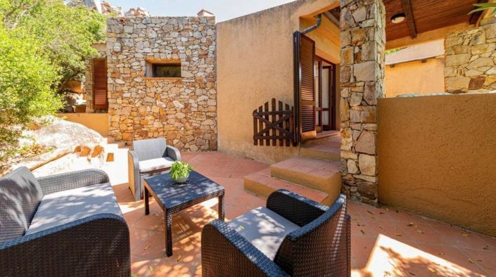 Image No.4-2 Bed House for sale