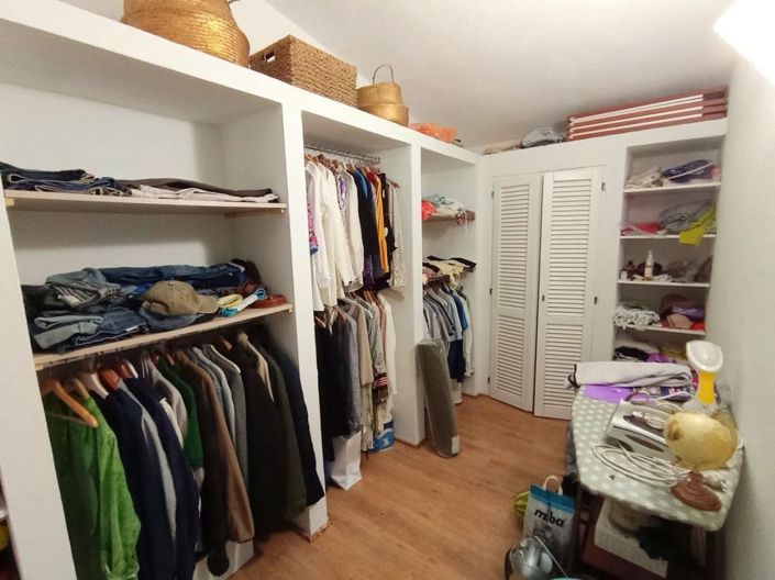 Image No.21-3 Bed House for sale