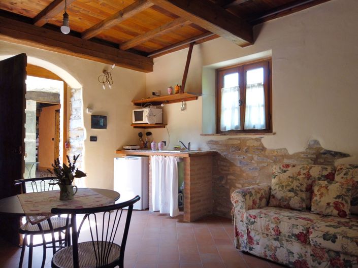 Image No.18-6 Bed Country House for sale