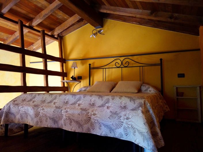 Image No.26-6 Bed Country House for sale