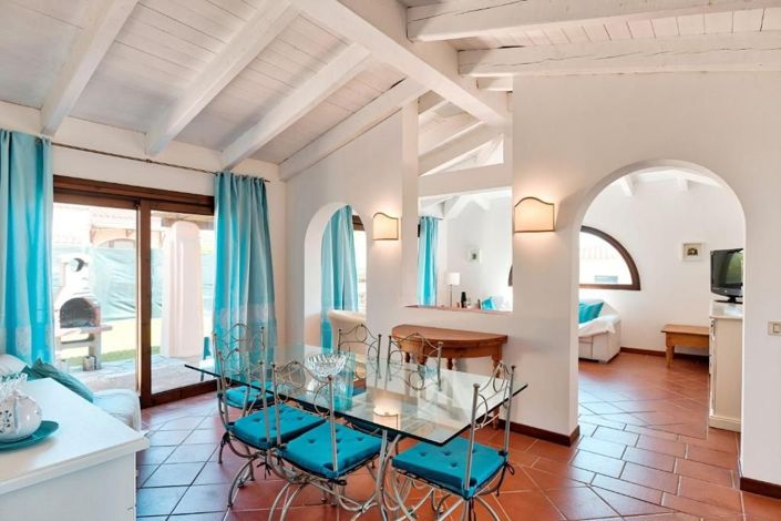 Image No.10-4 Bed House for sale