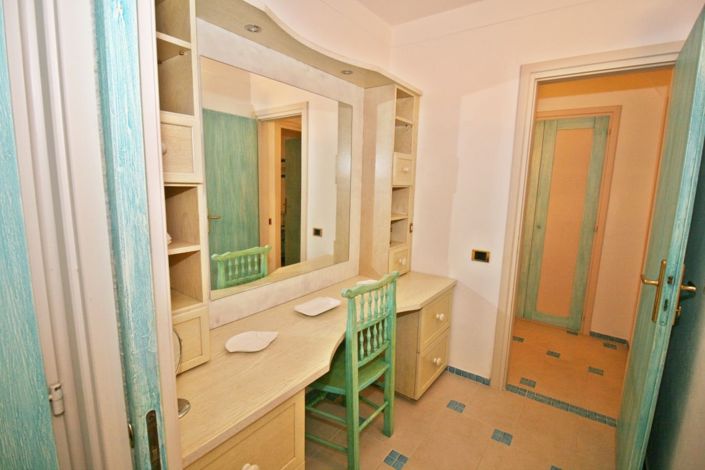 Image No.30-3 Bed House for sale