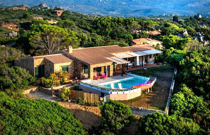 Image No.2-Maison de 4 chambres à vendre à Sassari