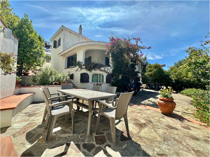 Image No.4-Maison de 4 chambres à vendre à Nuoro