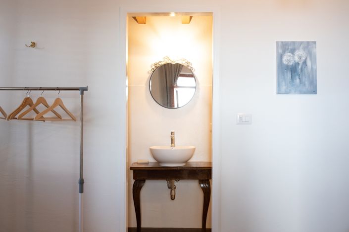 Image No.13-5 Bed House for sale