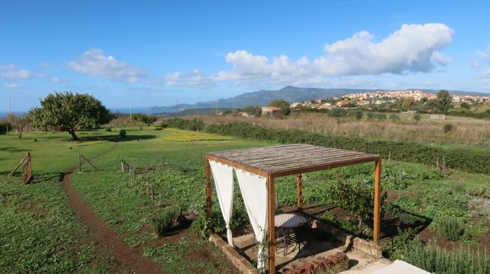 Image No.6-5 Bed House for sale