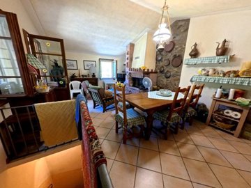 vendita-propriet-semi-indipendente-lucca-rif-