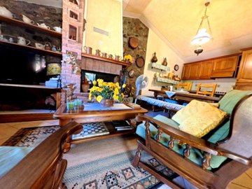 vendita-propriet-semi-indipendente-lucca-rif-