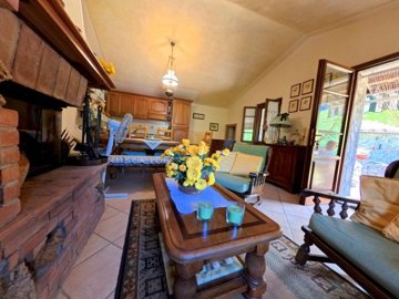 vendita-propriet-semi-indipendente-lucca-rif-