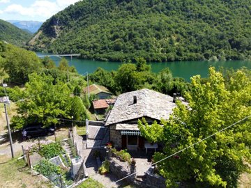 vendita-propriet-semi-indipendente-lucca-rif-