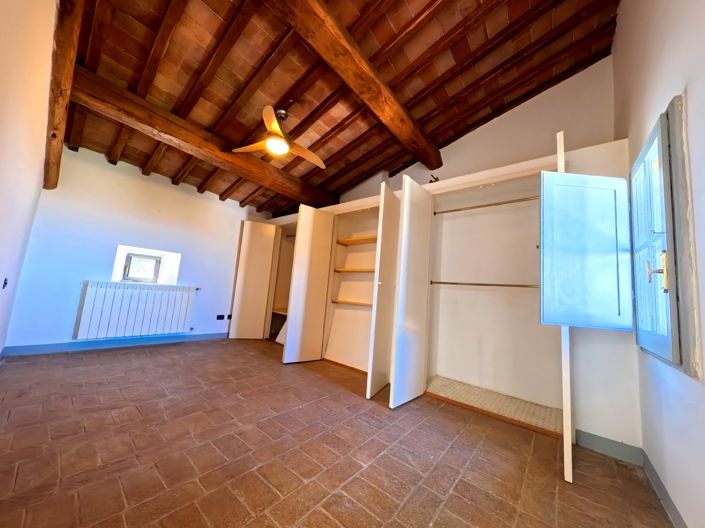 Image No.22-2 Bed House for sale