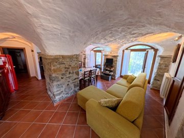 vendita-casa-di-paese-massa-carrara-rif-bcn-1
