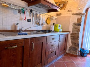 vendita-casa-di-paese-massa-carrara-rif-bcn-1
