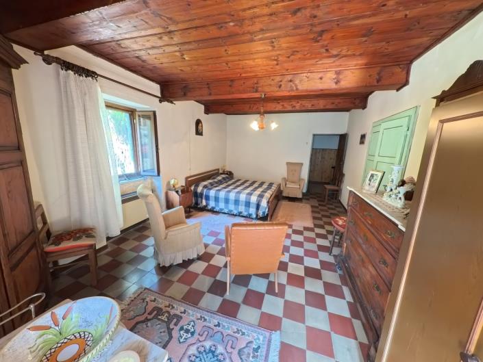 Image No.17-5 Bed Village House for sale