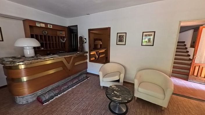 Image No.16-19 Bed Hotel for sale