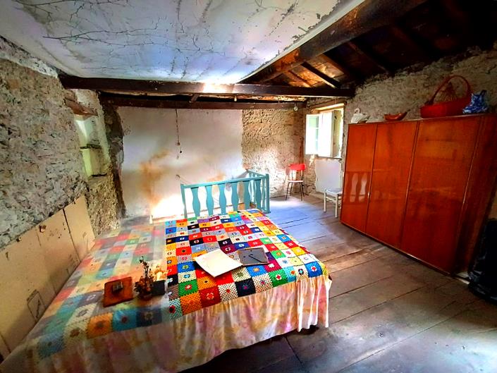 Image No.11-2 Bed Village House for sale