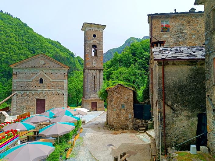 Image No.18-2 Bed Village House for sale