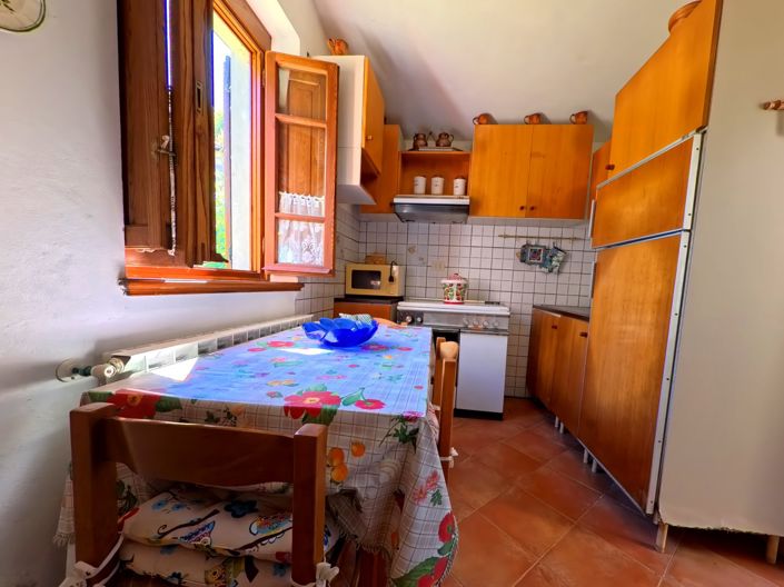 Image No.13-2 Bed House for sale