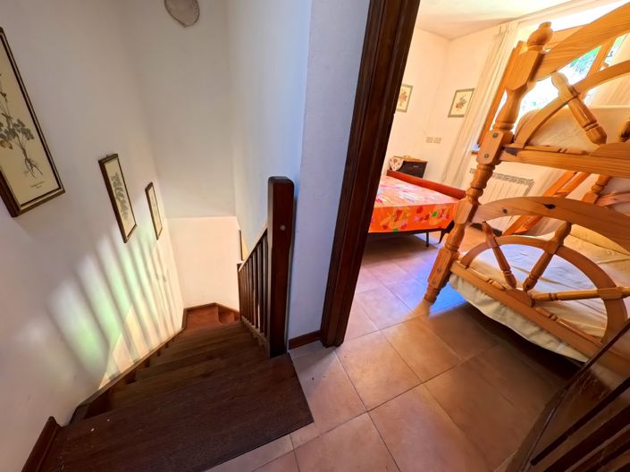 Image No.18-2 Bed House for sale