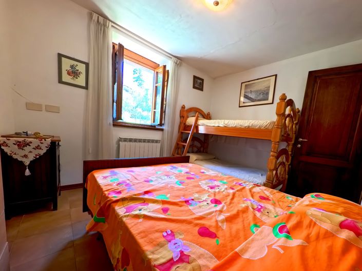 Image No.20-2 Bed House for sale