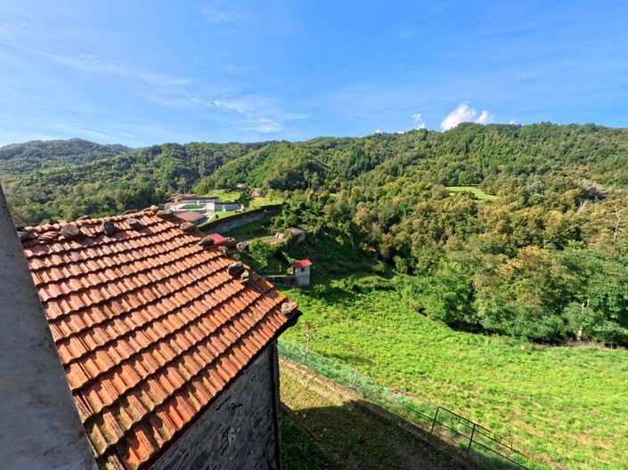 Image No.18-4 Bed Country House for sale