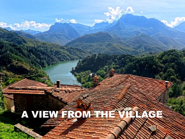 Image No.2-Maison de campagne de 4 chambres à vendre à Minucciano