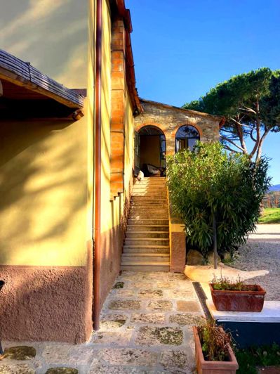 Image No.26-10 Bed House for sale