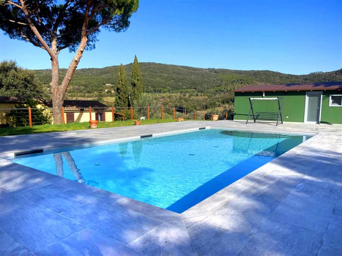 Image No.9-10 Bed House for sale