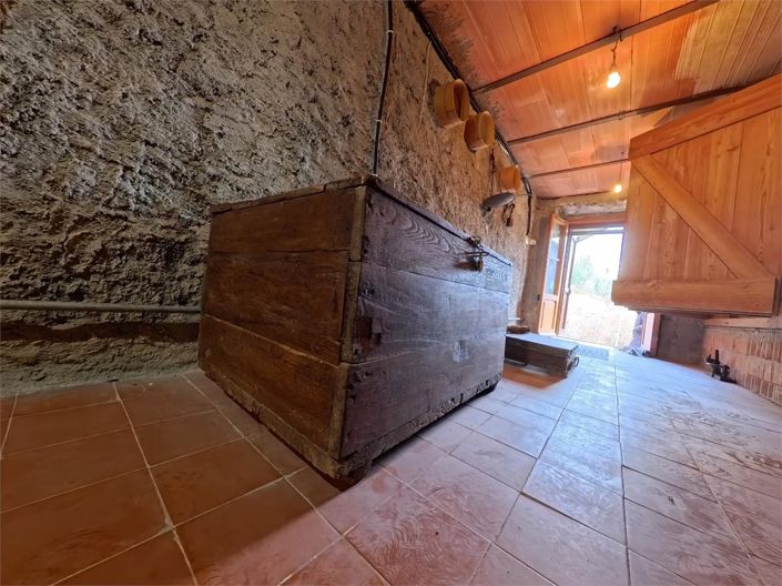 Image No.30-4 Bed House for sale