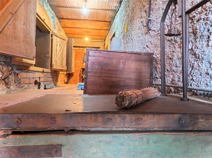 Image No.31-4 Bed House for sale