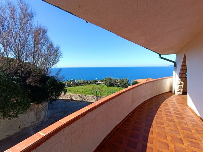 Image No.10-6 Bed House for sale